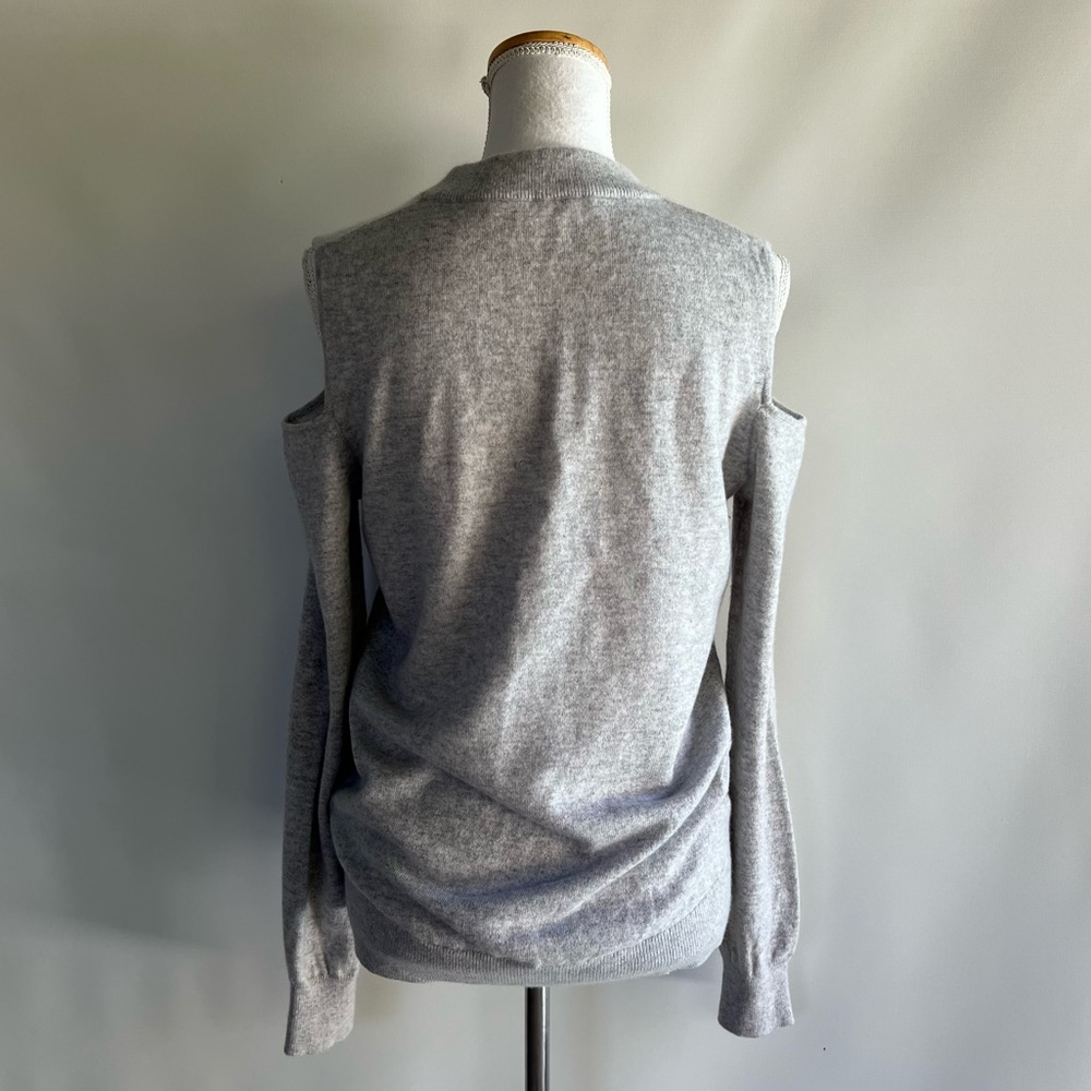 Veronica Beard Cashmere Cold Shoulder Sweater - sz M - Picture 2 of 6